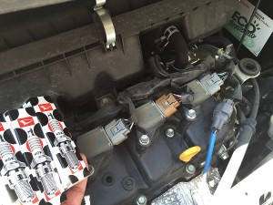 スパークプラグを交換 スパークプラグ交換