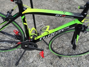 ライムイエロー