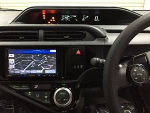 カーナビを装着