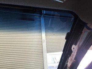 トップシェードにフィルムアンテナを施工 フィルムアンテナ