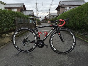 %e3%82%a2%e3%83%96%e3%82%bd%e3%83%aa%e3%83%a5%e3%83%bc%e3%83%88%e3%83%96%e3%83%a9%e3%83%83%e3%82%af