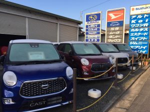 ガラスの割れにご注意下さい。