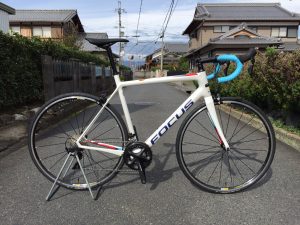 軽量でオールラウンダーのイザルコシリーズ