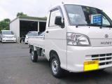 ハイゼット新車です！　軽トラックの新車を下ろすのは、十数年ぶりになります。　乗り易さから言えば、ダイハツでしょ。