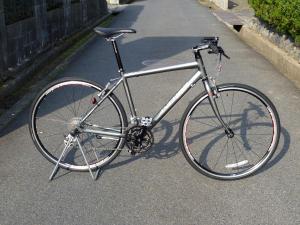 FA700 クロスバイク