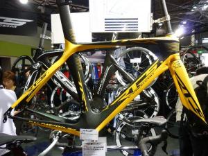 スペインのレーシングブランド