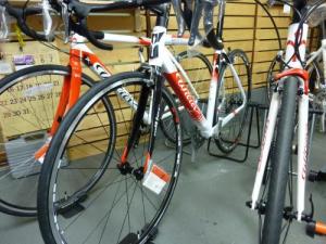 ラトリエスティーナ　奥がｍｏｎｎｔｅｇｒａｐｐａ