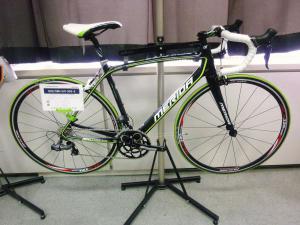 ＭＥＲＩＤＡ　ＳＣＵＬＴＵＲＡ　ＥＶＯ　９０５－Ｅ