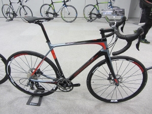 ＳＯＬＡＣＥ(ソレイス)