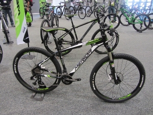 ２０１５ＭＥＲＩＤＡ ＢＩＧ．ＳＥＶＥＮ ＴＥＡＭ ＩＳＳＵＥ