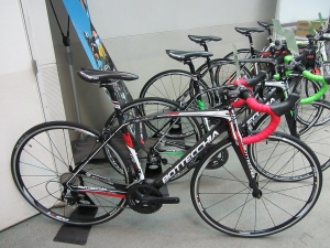 ８ＡＶＩＯＥＶＯ