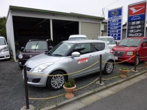 １.５Ｌ以下の排気量では人気のスイフトです！