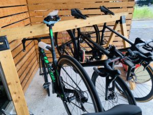 只今、FOILの修理が2台です❗️