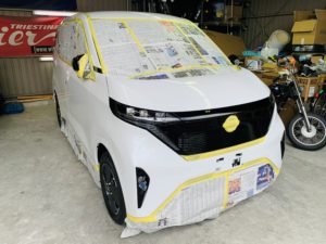 サクラの電気自動車