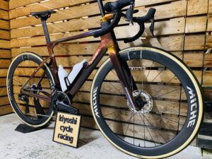 綺麗なカラーリングにも注目下さい⁉️