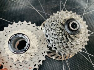 左が新品で、右が使用済み